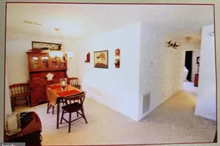 12102 Green Leaf Ct, Fairfax, VA 22033 - Photo 15