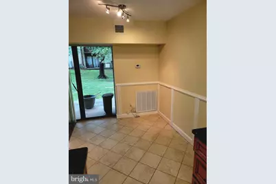 2226 Castle Rock Square #1B, Reston, VA 20191 - Photo 5