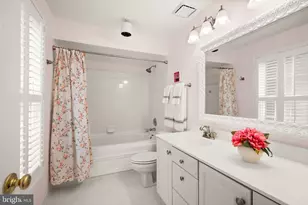12205 Fairfield House Dr, Fairfax, VA 22033 - Photo 23