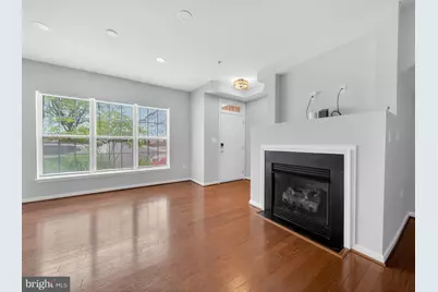 6055 Wicker Lane #127, Centreville, VA 20121 - Photo 7