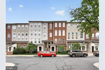 6055 Wicker Lane #127, Centreville, VA 20121 - Photo 1