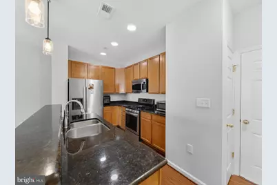 6055 Wicker Lane #127, Centreville, VA 20121 - Photo 13
