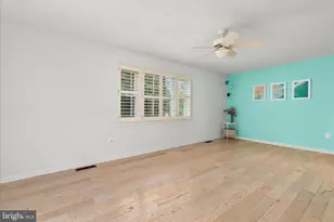 8174 Electric Ave, Vienna, VA 22182 - Photo 9