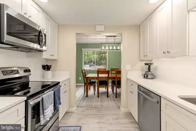 2224 Wheelwright Court, Reston, VA 20191 - Photo 9