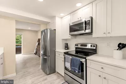 2224 Wheelwright Court, Reston, VA 20191 - Photo 5