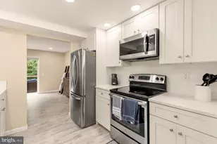 2224 Wheelwright Ct, Reston, VA 20191 - Photo 5