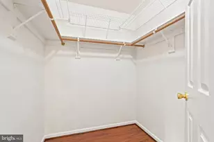 14679 Seasons Dr, Centreville, VA 20120 - Photo 31