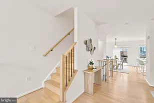 14679 Seasons Dr, Centreville, VA 20120 - Photo 25