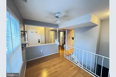 1110 Moorefield Creek Road SW, Vienna, VA 22180 - Photo 3