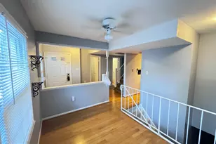1110 Moorefield Creek Rd SW, Vienna, VA 22180 - Photo 3