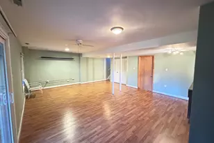 1110 Moorefield Creek Rd SW, Vienna, VA 22180 - Photo 5