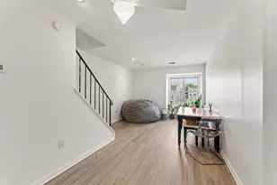 13849 Constitution Ct, Chantilly, VA 20151 - Photo 7