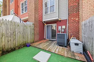 13849 Constitution Ct, Chantilly, VA 20151 - Photo 19