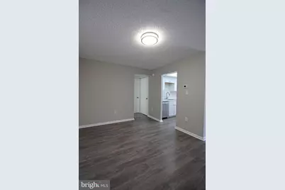 10208 Bushman Drive #421, Oakton, VA 22124 - Photo 5