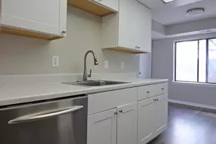 10208 Bushman Dr, Oakton, VA 22124 - Photo 9