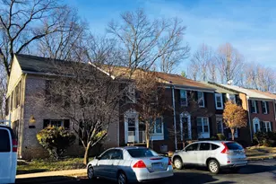 11951 Heathcote Ct, Reston, VA 20191 - Photo 3
