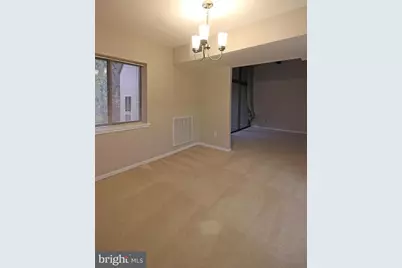 1662 Parkcrest Circle #400, Reston, VA 20190 - Photo 11