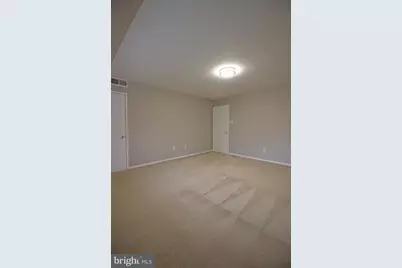 1662 Parkcrest Circle #400, Reston, VA 20190 - Photo 17
