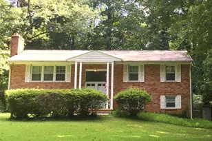 5315 Summit Dr, Fairfax, VA 22030 - Photo 1