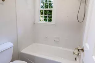 9908 Minburn St, Great Falls, VA 22066 - Photo 11