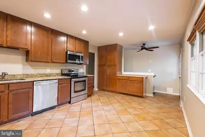 9908 Minburn Street, Great Falls, VA 22066 - Photo 5