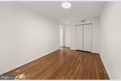 315 Center Street N, Vienna, VA 22180 - Photo 17