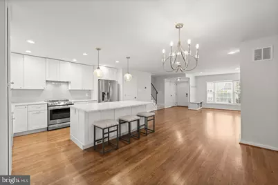 315 Center Street N, Vienna, VA 22180 - Photo 7