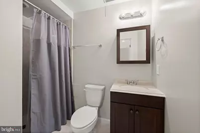 315 Center Street N, Vienna, VA 22180 - Photo 25