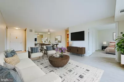 8340 Greensboro Drive #225, McLean, VA 22102 - Photo 3