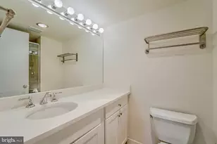 8340 Greensboro Dr, McLean, VA 22102 - Photo 29