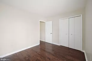 6911 Mary Caroline Cir, Alexandria, VA 22310 - Photo 17
