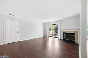 6911 Mary Caroline Cir, Alexandria, VA 22310 - Photo 5