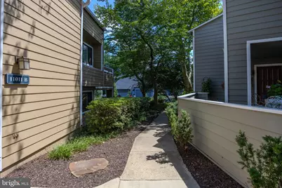 11017 Villaridge Court, Reston, VA 20191 - Photo 5