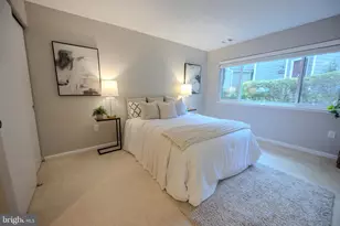 11017 Villaridge Ct, Reston, VA 20191 - Photo 29