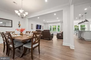 8702 Southrun Ct, Lorton, VA 22079 - Photo 7