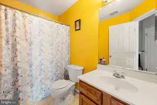8454 Hallie Rose St, Alexandria, VA 22309 - Photo 15