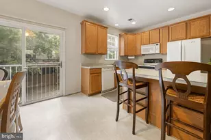 8454 Hallie Rose St, Alexandria, VA 22309 - Photo 3