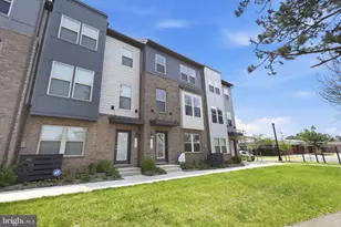 2118 Acadia Rd, Herndon, VA 20170 - Photo 1