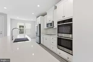 2118 Acadia Rd, Herndon, VA 20170 - Photo 11