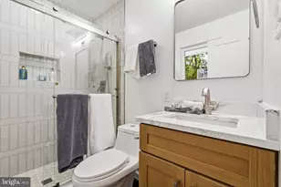 203 Audreys Ct SE, Vienna, VA 22180 - Photo 19