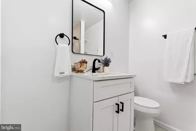 203 Audreys Court SE, Vienna, VA 22180 - Photo 17
