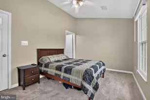 6568 Osprey Point Ln, Alexandria, VA 22315 - Photo 17