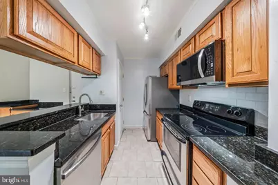 8511 Barrington Court #S, Springfield, VA 22152 - Photo 15
