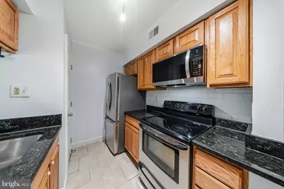 8511 Barrington Court #S, Springfield, VA 22152 - Photo 17