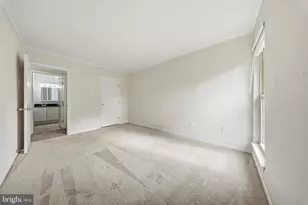 8511 Barrington Ct, Springfield, VA 22152 - Photo 23
