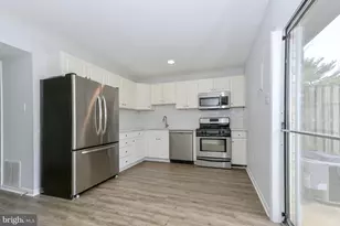 2208 Huston Pl, Herndon, VA 20170 - Photo 13