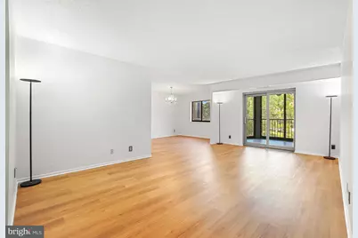 5902 Mount Eagle Drive #315, Alexandria, VA 22303 - Photo 1