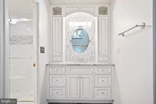 5902 Mt Eagle Dr, Alexandria, VA 22303 - Photo 19