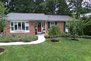 6401 Limerick Ct, Springfield, VA 22152 - Photo 1