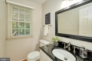 10838 Burr Oak Way, Burke, VA 22015 - Photo 27
